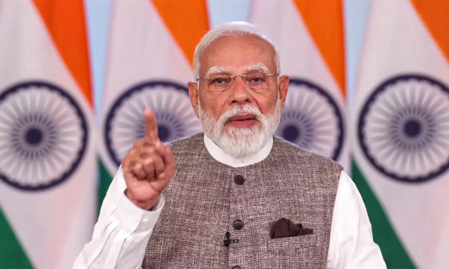 पहलगाम हमले की पहली बरसी आतंक के आगे कभी नहीं झुकेगा भारत पीएम मोदी ने दी शहीदों को भावभीनी श्रद्धांजलि